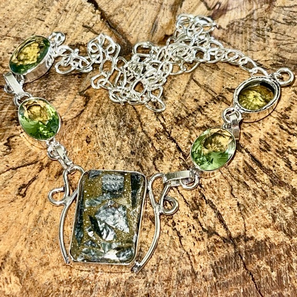 Copper Seraphinite Pendant Necklace - Picture 3 of 8